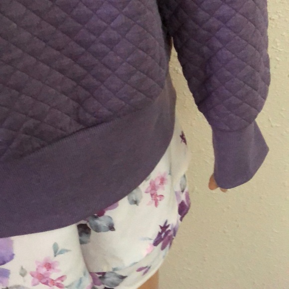 Green Tea Ouilt Pullover Top - Picture 6 of 10